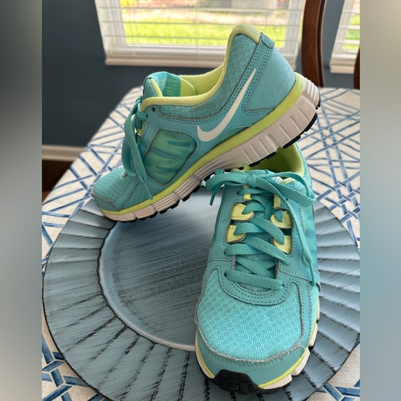 Like New Ladies Nike Athletic Shoes, size 7. Turquoise.& Lime Green Colors - Picture 2 of 6